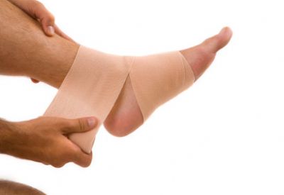 אינה בקר - חבישה אלסטית לאחר עיסוי לימפטי